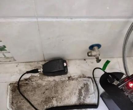 东洲屋顶漏水维修公司分享下卫生间漏水的危害及解决方法
